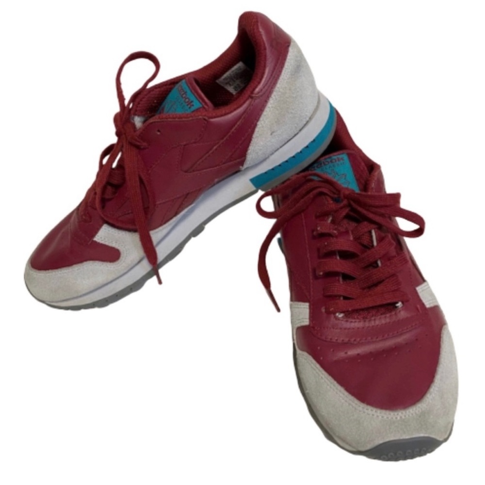 Men’s Reebok classic athletic shoes BD4413 size 9